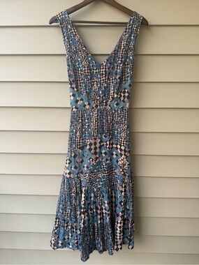 Let Me Be Geometric Print Tiered Maxi Dress Size Medium